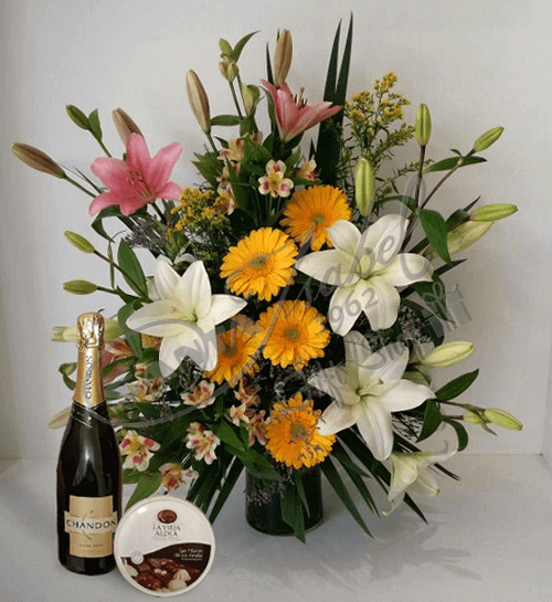 Flores, bombones y Chandon -